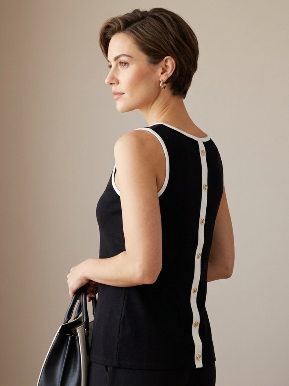Anne Klein NWT Black Sleeveless Knit Scoop Neck Top Contrast Trim M Gold Buttons